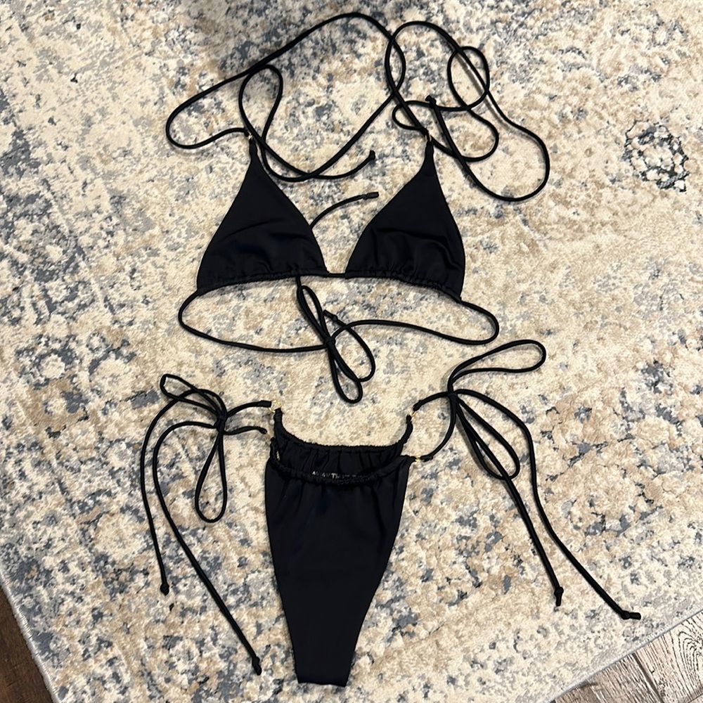 AWAY THAT DAY RIO BIKINI TOP & BOTTOM